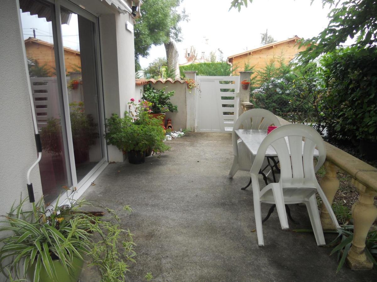 Saint-Laurent-de-la-Barriere Chambre D Hotes מראה חיצוני תמונה